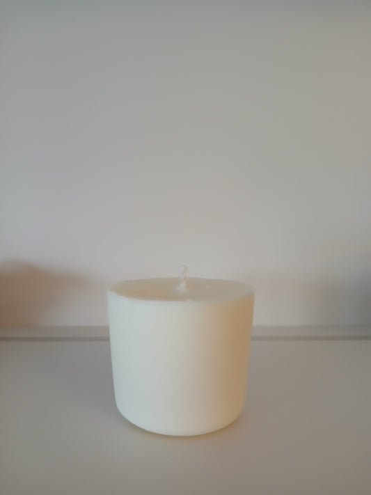 White jar candle refill 30cl