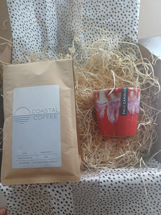 Small coffee cup hamper